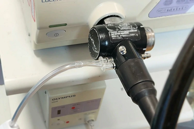 CITEC™ Clean Cap is an alternative to the reusable clean tubing in endoscopy and is used in conjunction with endoscopes, sterile water bottles, and an air source or peristaltic pumps.